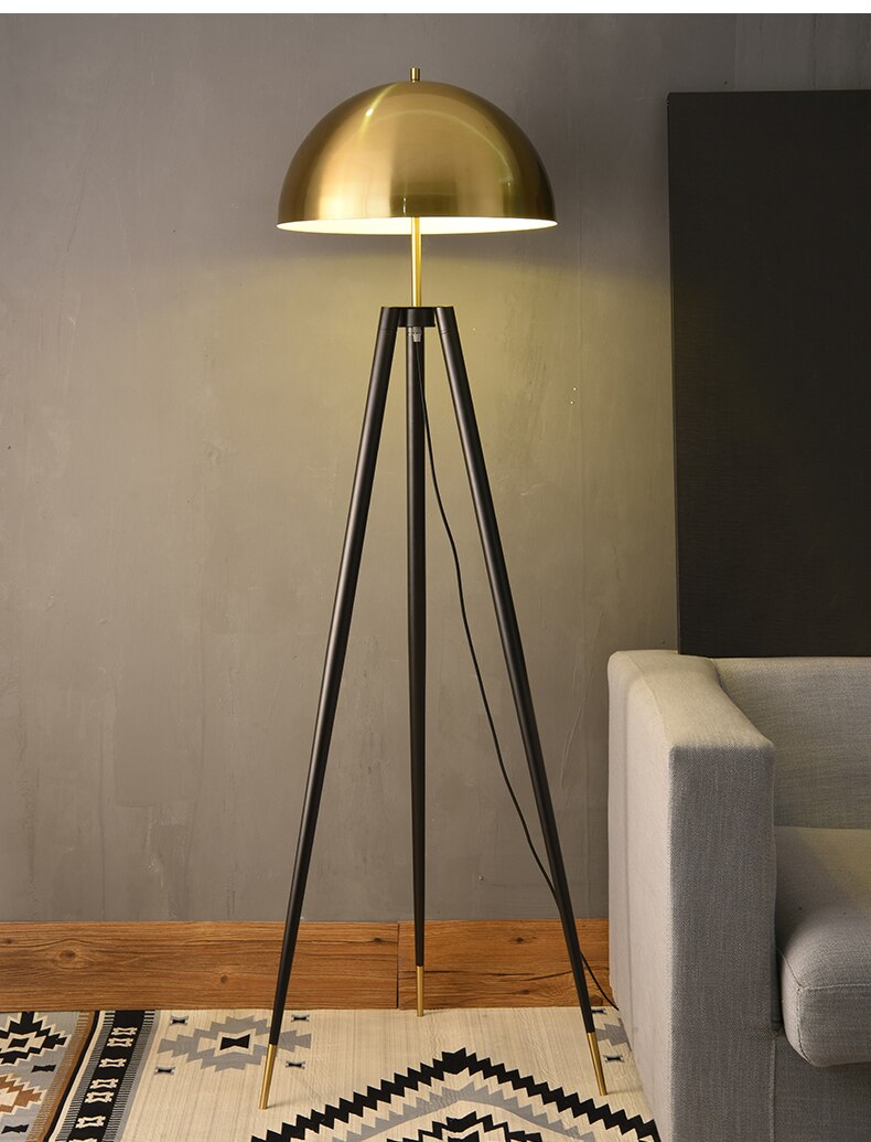 Vintage Standing Tripod Gold Mushroom Lamp