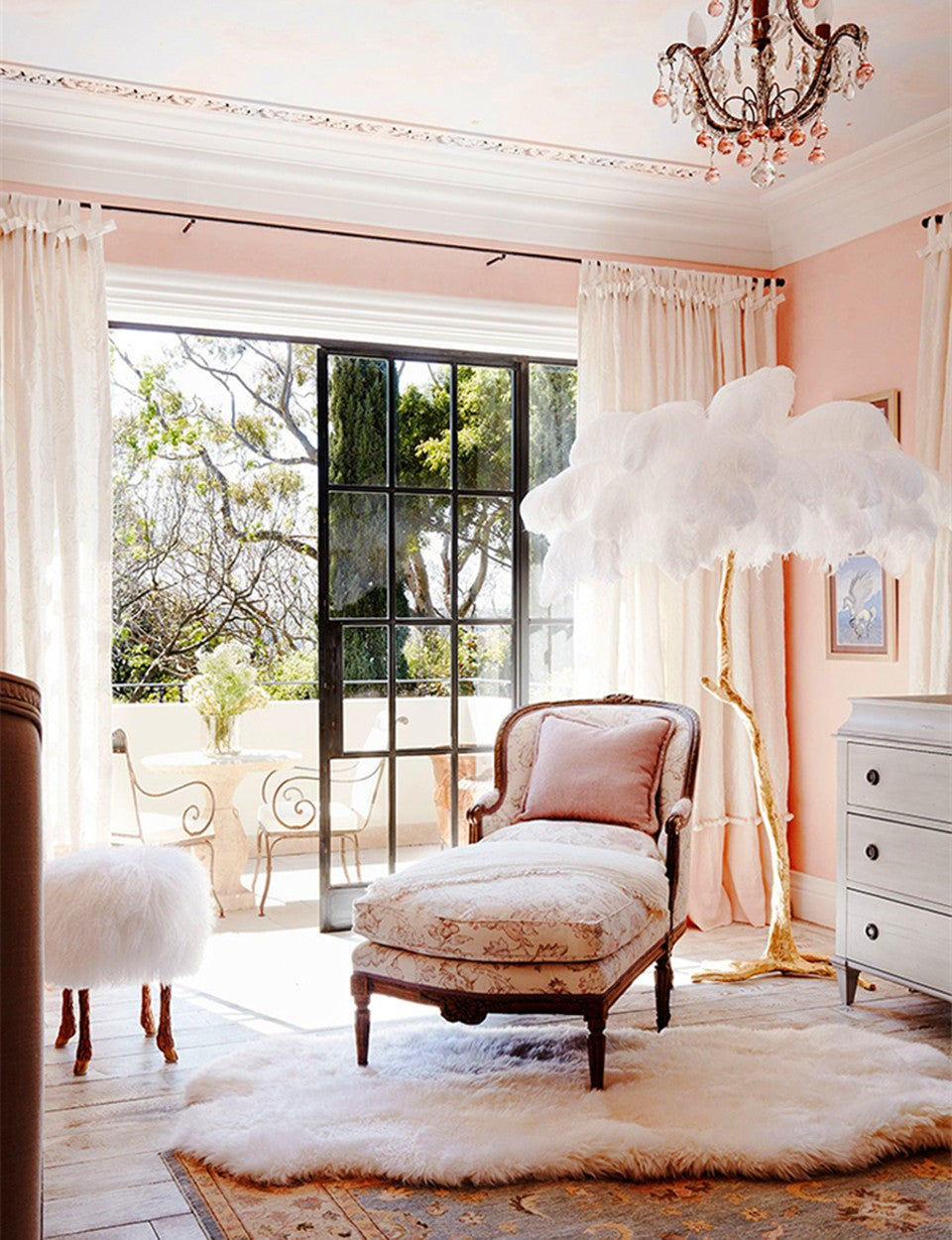 Luxury Ostrich Feather Resin LED Floor/Table Lamp